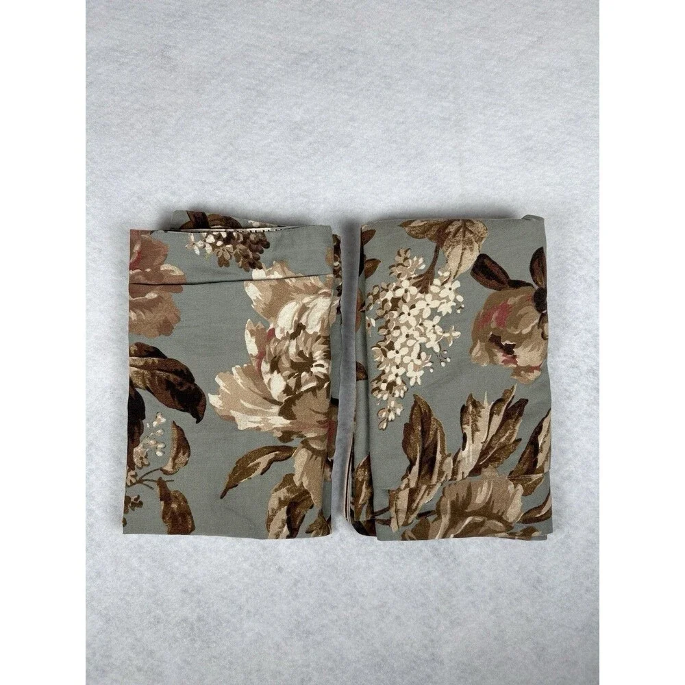 Martha Stewart Set of 2 standard cotton pillow shams floral 22.5 X 27.5 in